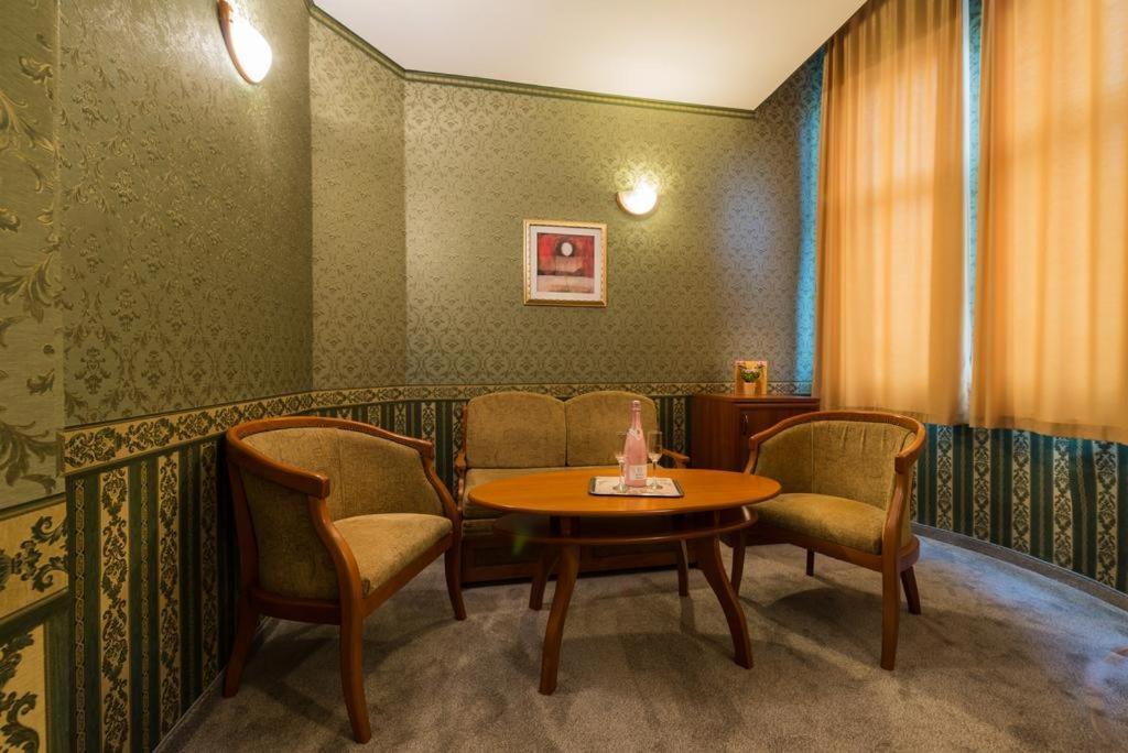 Family Hotel Chiplakoff Бургас Экстерьер фото